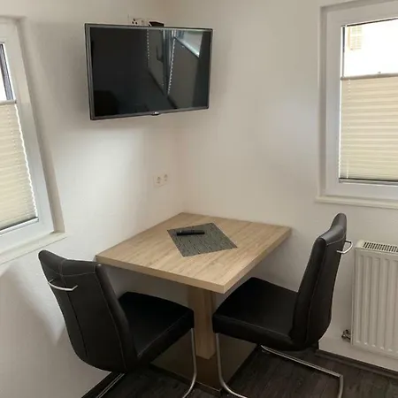 Kirerhaus * Fuegen